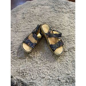 Alegria womens multi colored clog sandals size‎ 38